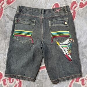 Vintage Y2K COOGI Gray Baggy Embroidered Sneakers Colour Lined Design Jorts